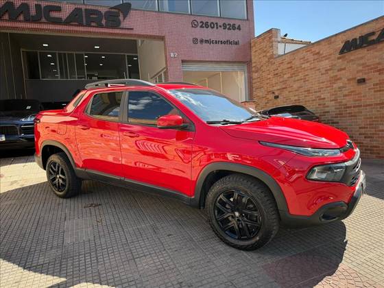FIAT TORO 1.8 16V EVO FLEX FREEDOM AT6 FIAT TORO 1.8 16V EVO FLEX FREEDOM AT6